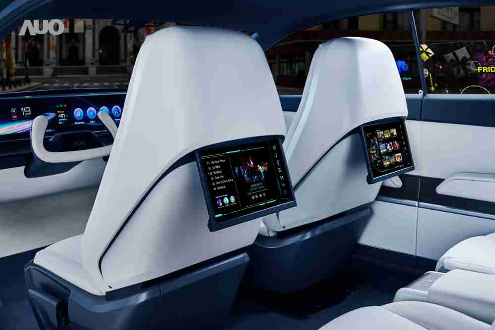 赏金国际将于CES 展示全新Smart Cockpit 2024，，可紧密串连使用者多元需求，，并革新座舱内部的应用和设计，，，带来身历其境且引人入胜的视觉飨宴，，满足驾乘人员的全方位体验